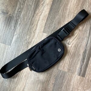 Lululemon Crossbody Belt Bag